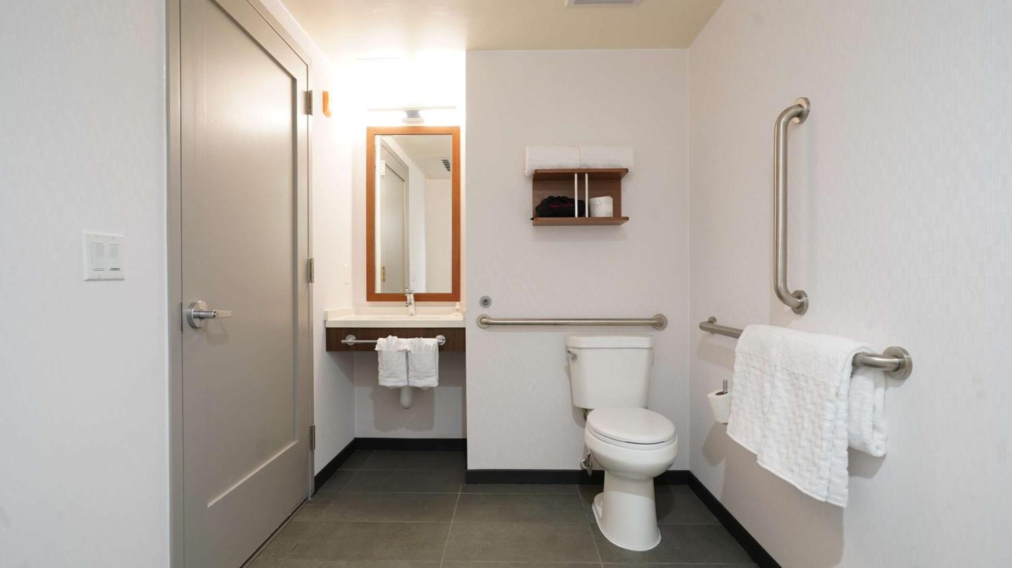 Hotel The Nedia, Bw Signature Collection New York