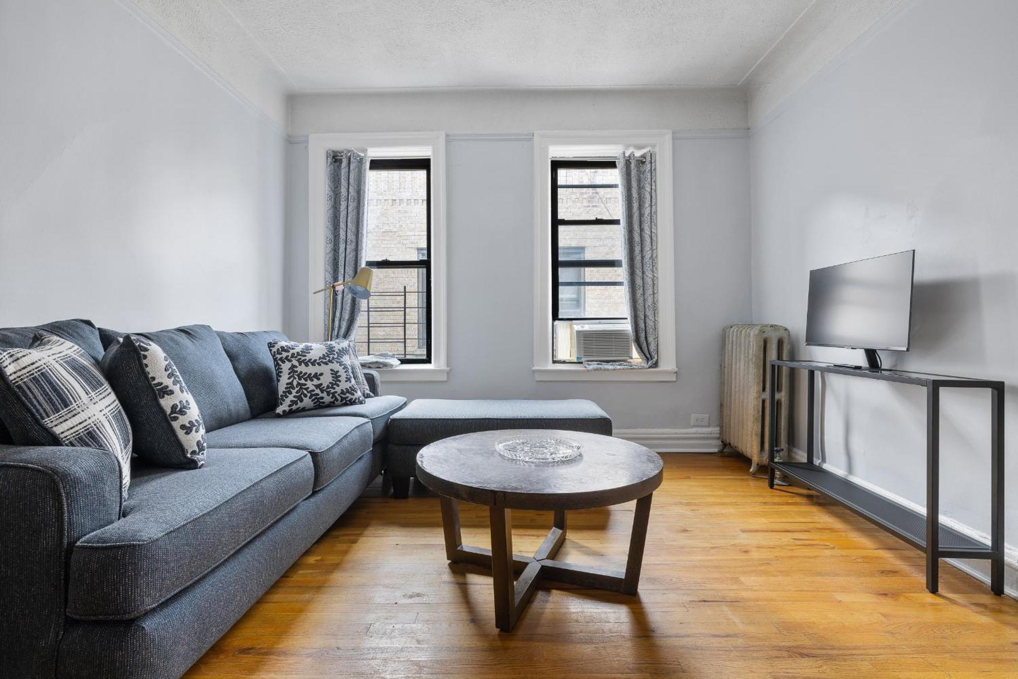 Live In Upper Manhattan On Budget Apartamento *