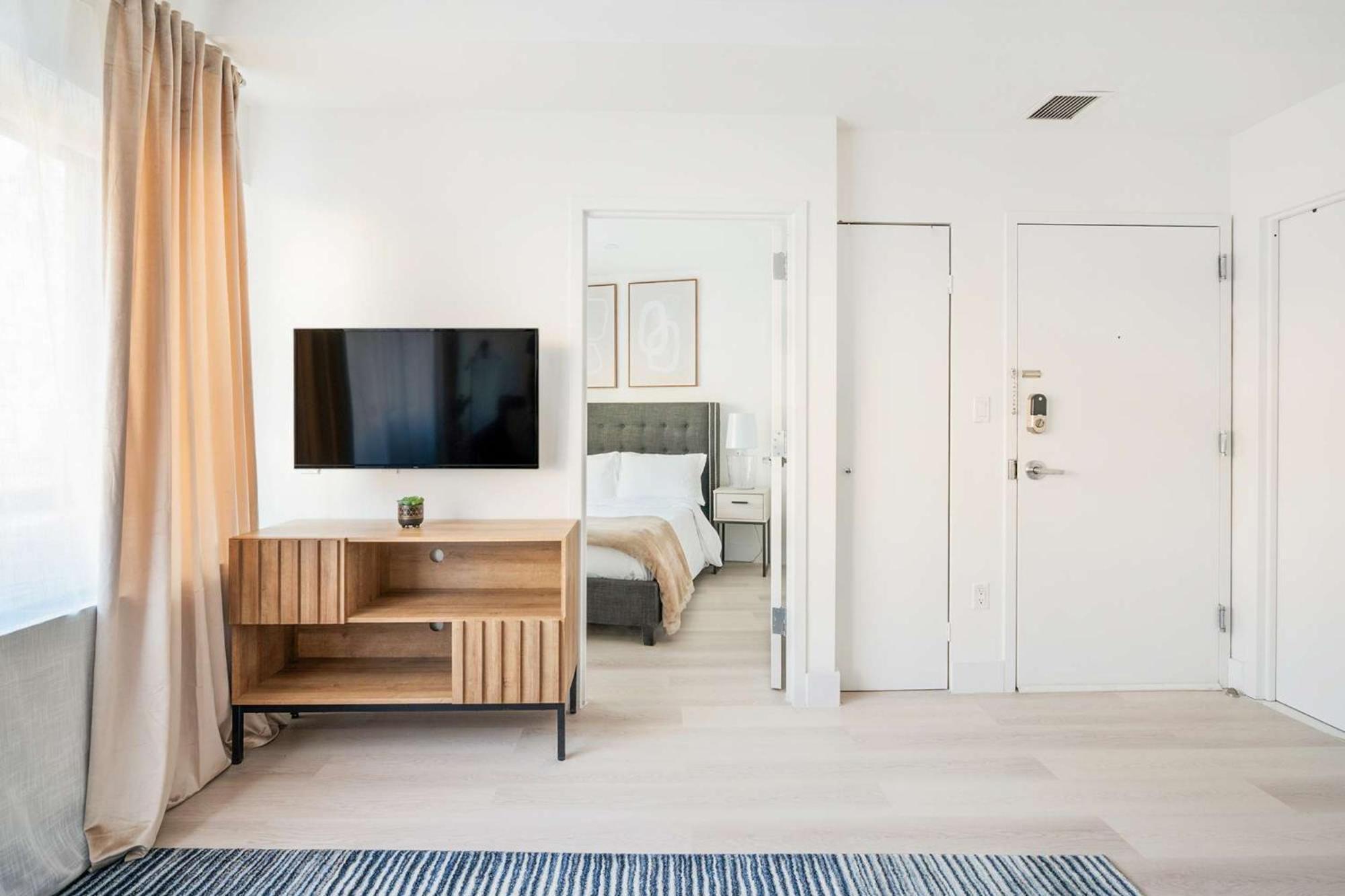 Căn hộ 809-2a Gorgeous 1br New W&d Modern Location *