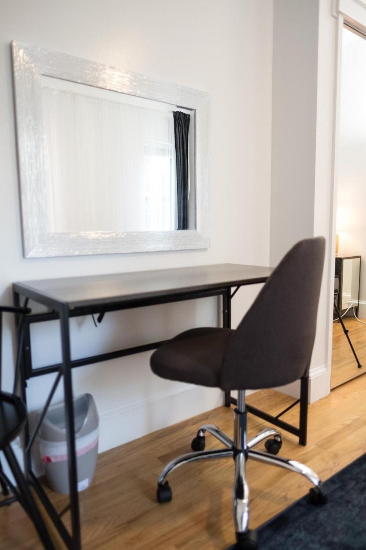 3br Two Blocks To Park Elevator, Laundry, Virtual Doorman Apartment New York