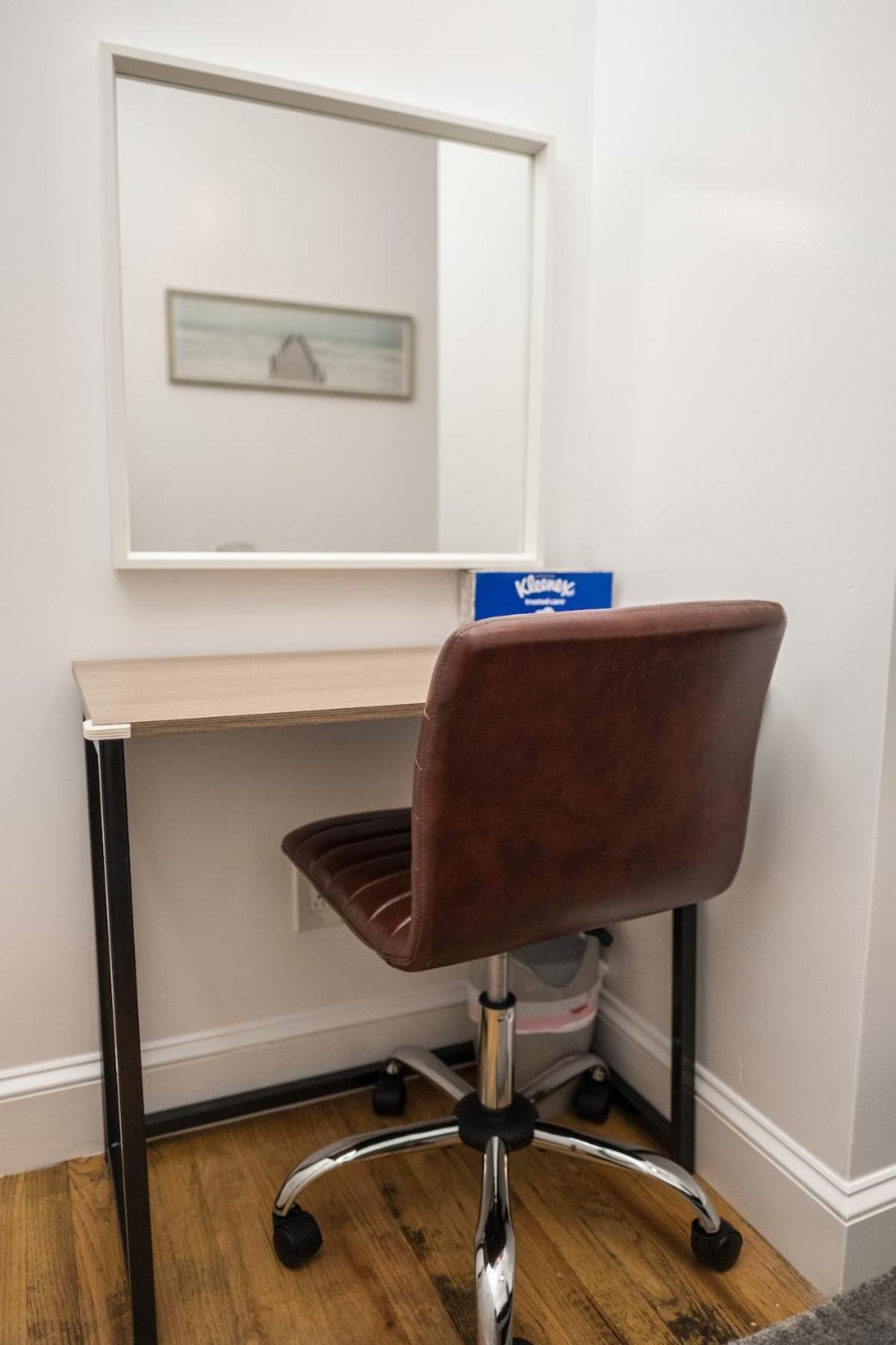 3br Two Blocks To Park Elevator, Laundry, Virtual Doorman