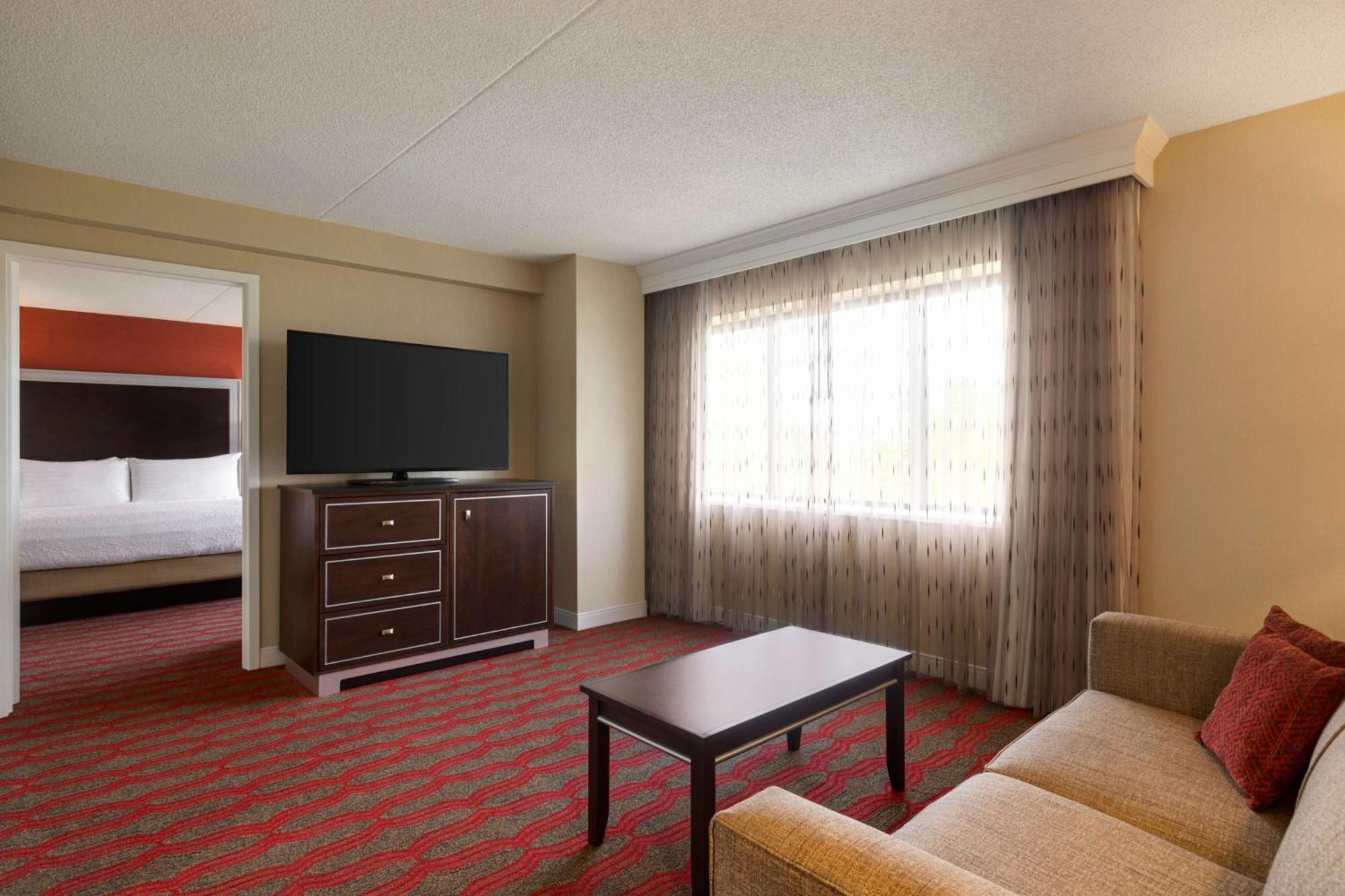 Khách sạn Doubletree By Hilton New York-laguardia New York