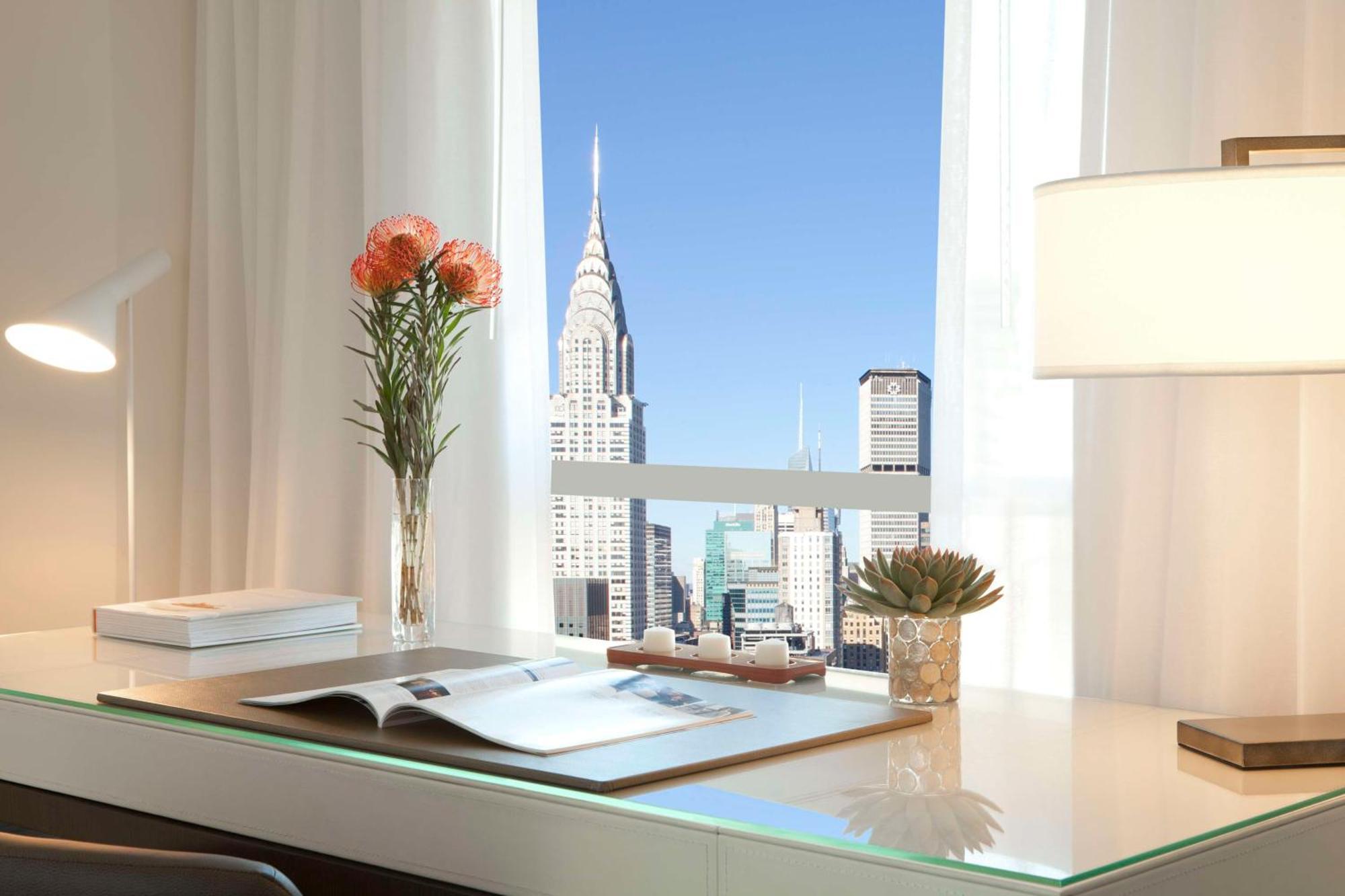 Millennium Hilton One Un Plaza Khách sạn