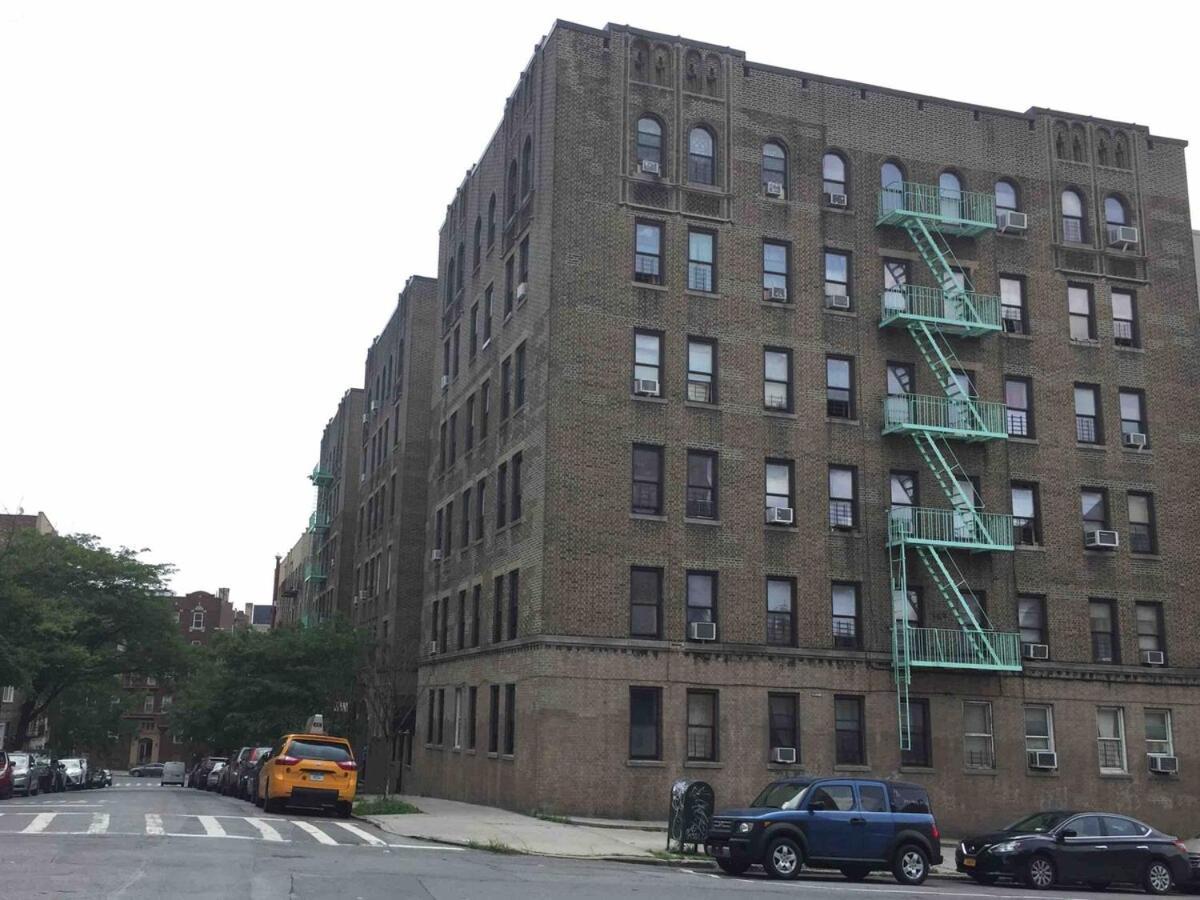 Apartamento 2-bedroom In The Bronx And Pet Friendly Nova York