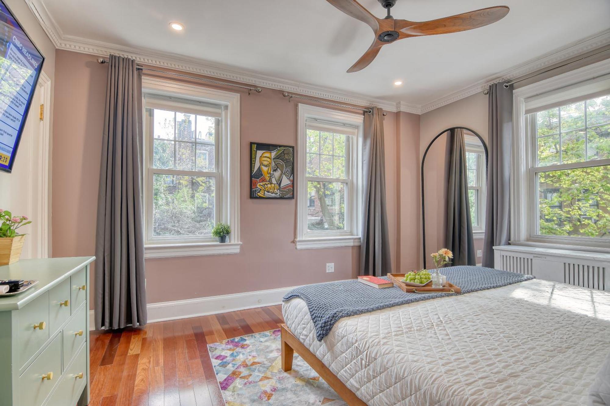 Prime Location, King Beds, Outdoor Space, Bbq Grill, Free Parking, Wifi, Luxe * Nova York