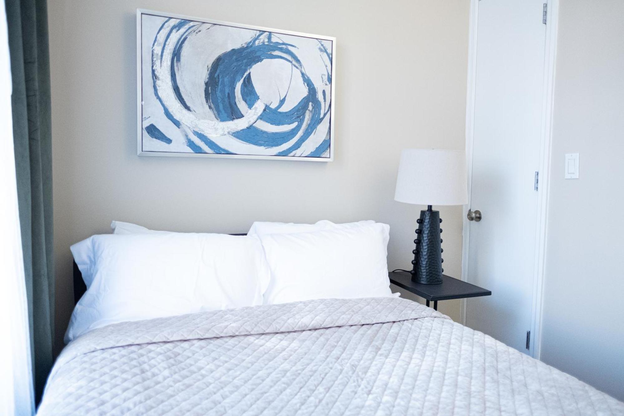 3br Two Blocks To Park Elevator, Laundry, Virtual Doorman Apartment *