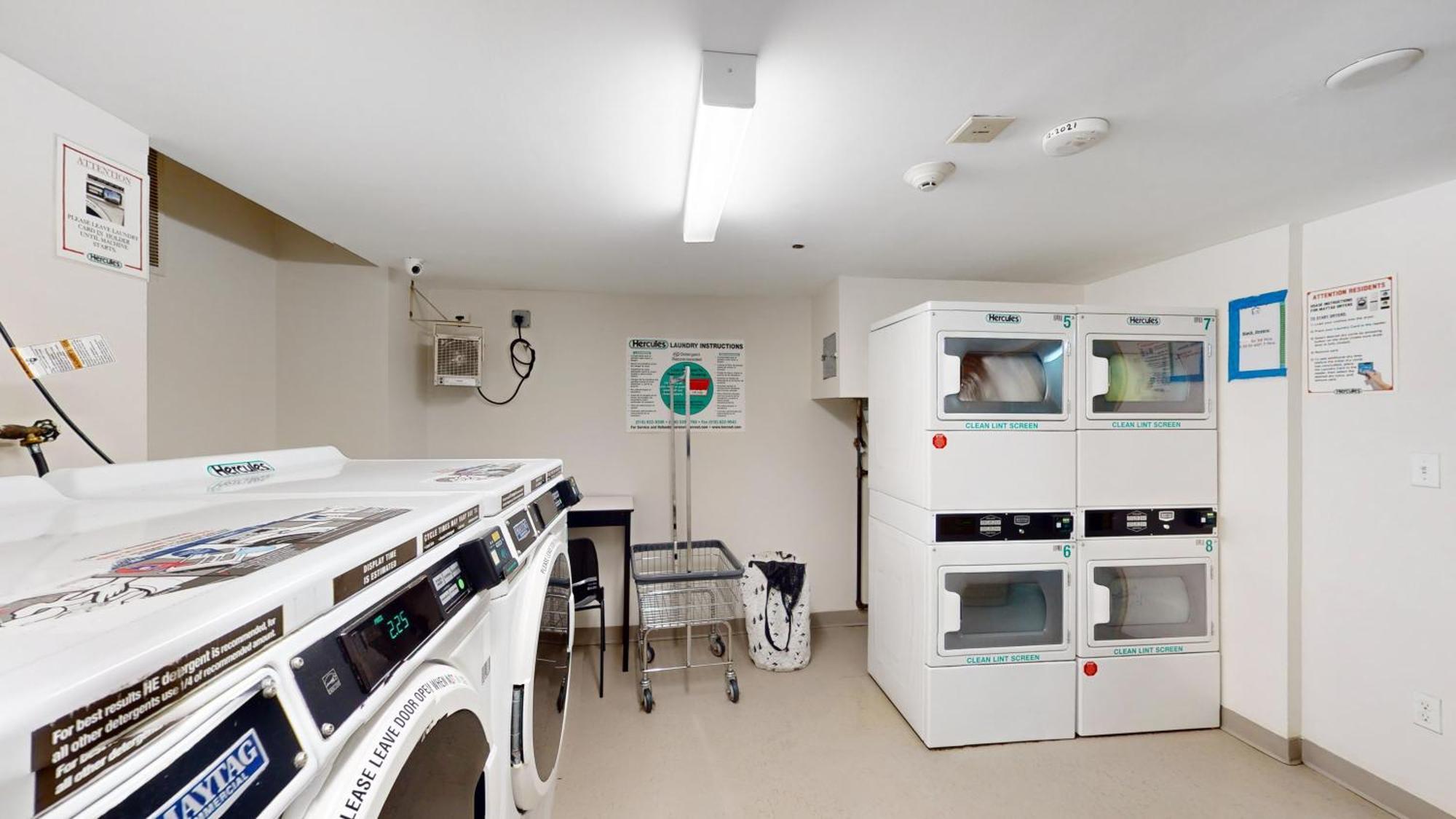3br Two Blocks To Park Elevator, Laundry, Virtual Doorman Apartment