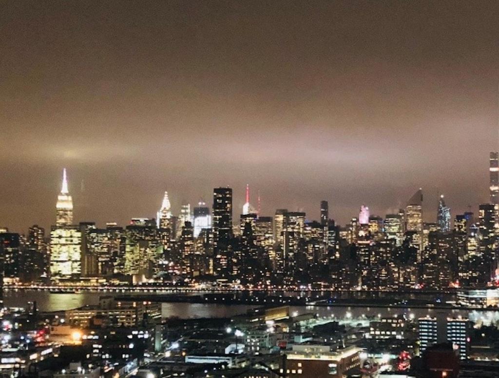 Beautiful Luxury Fantastic Manhattan Skyline View One Bedroom Apartamento *