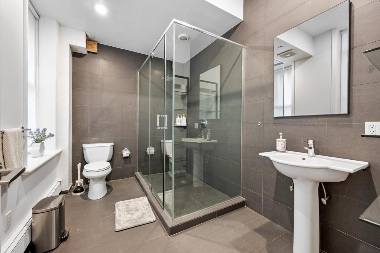 Khách sạn Massive Soho Loft 4 Bedrooms 2 Bath 7 Beds New York
