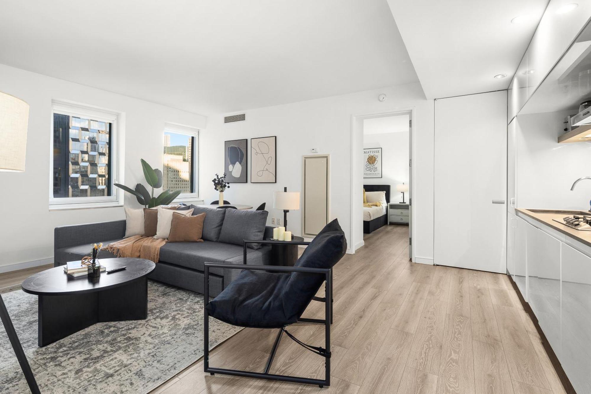 Stylish Nyc Haven Steps To Broadway & Dining Apartment