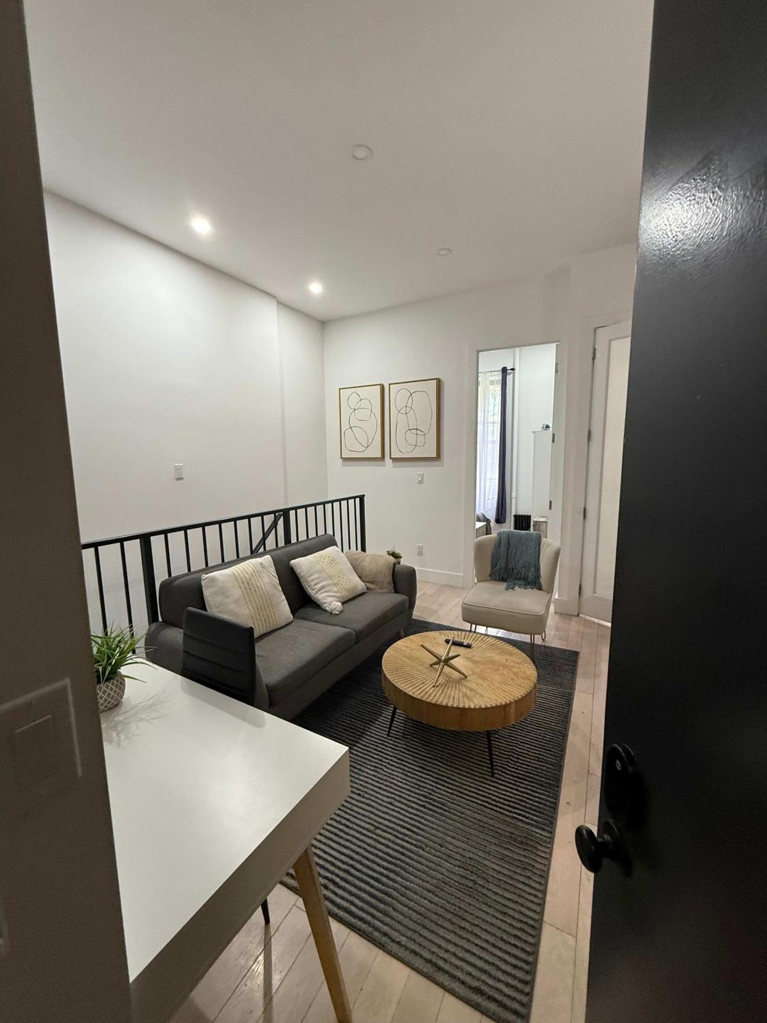 Apartment 170-g 3br Duplex With Private Yard In E Village