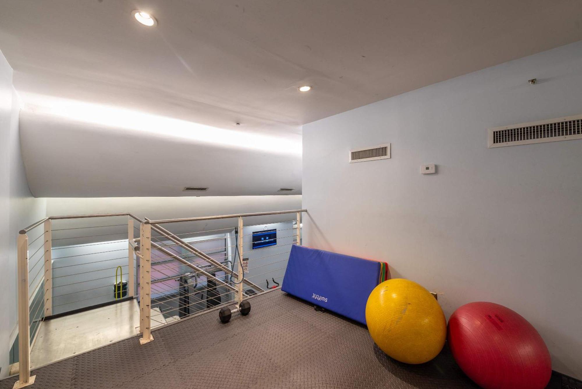 Stylish 2br In The Heart Of The With Gym Nova York