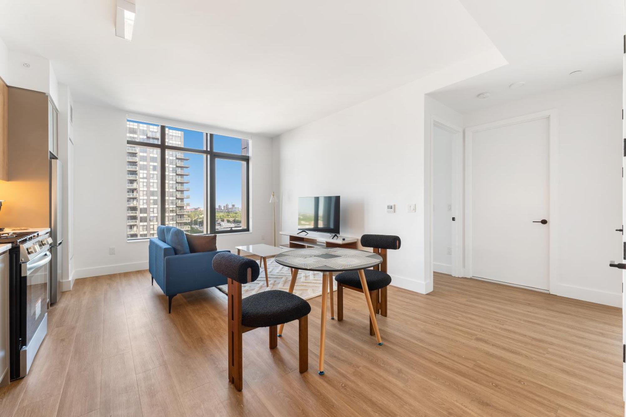 Elegant Haven, Upscale Comfort Apartment *