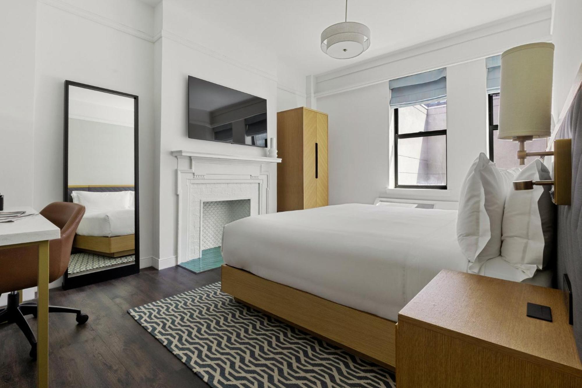 Hotel Newly Renovated At Club Quarters Times Square, New York