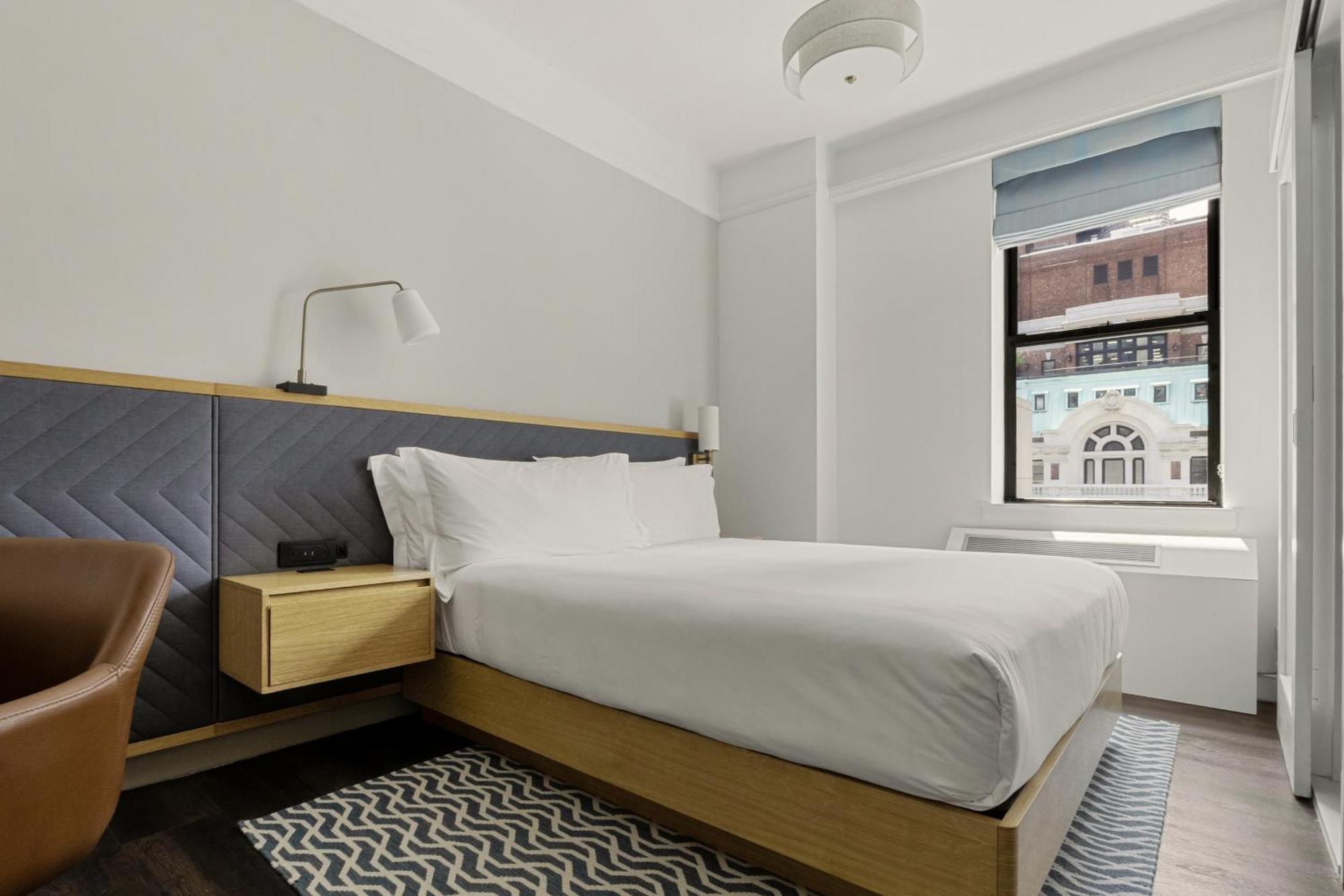 Newly Renovated At Club Quarters Times Square, Hotel 4*