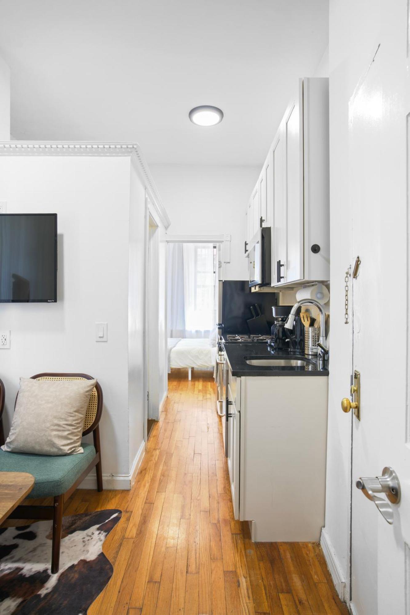 Upscale 2br *