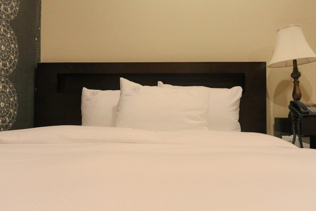 Khách sạn Verite 3*