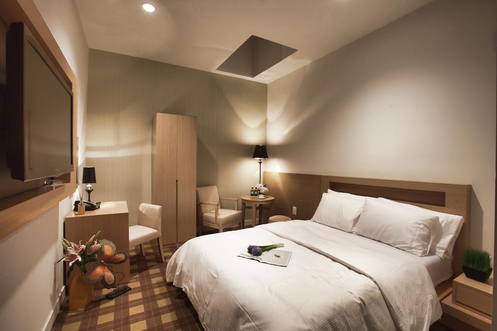 Khách sạn Verite 3*