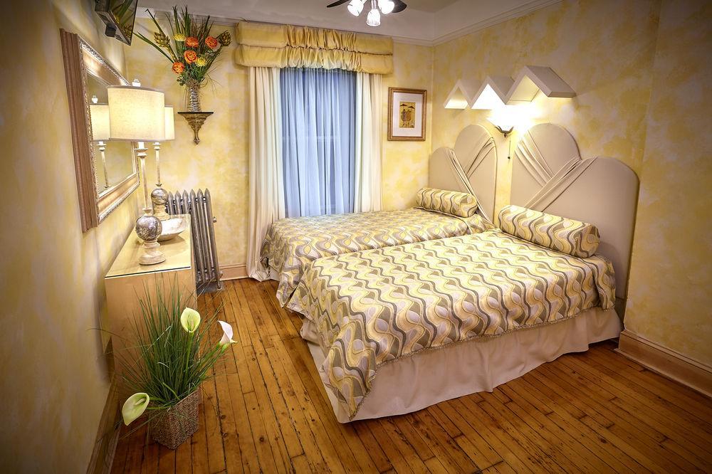 The International Cozy Nhà khách