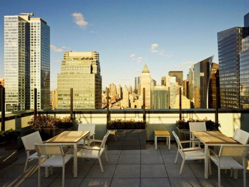 Khách sạn Element Times Square West 4*