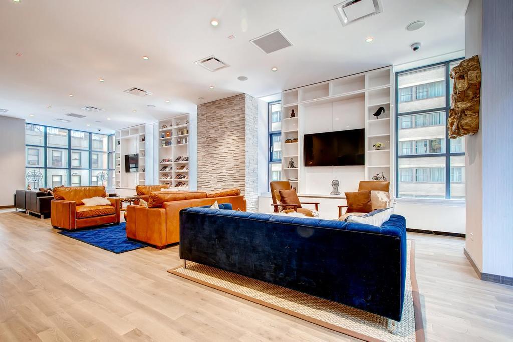 Căn hộ Global Luxury Suites At Ritz Plaza New York