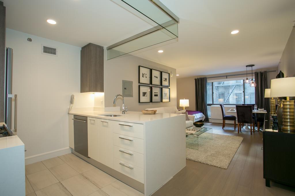 Luxury Studio - Midtown West B Nova York