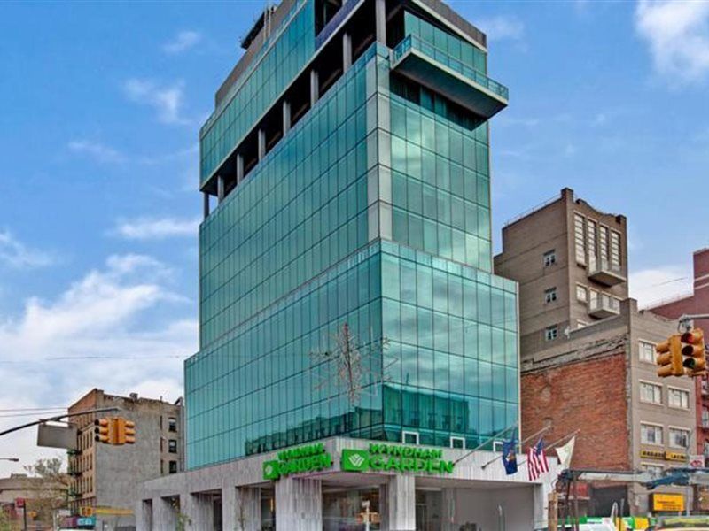 Khách sạn Wyndham Garden Chinatown 4*