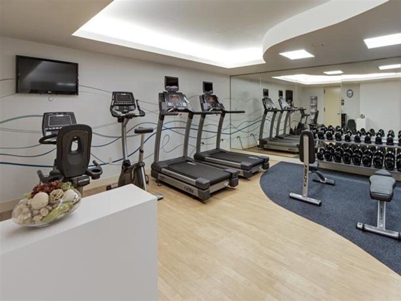 Khách sạn Wyndham Garden Chinatown 4*