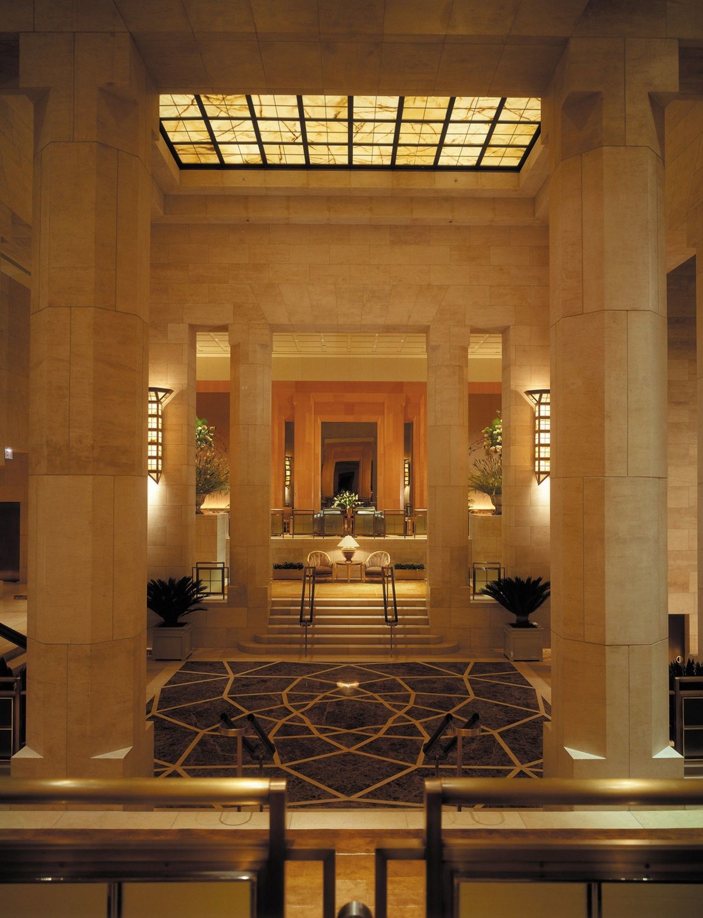Khách sạn Four Seasons 5*