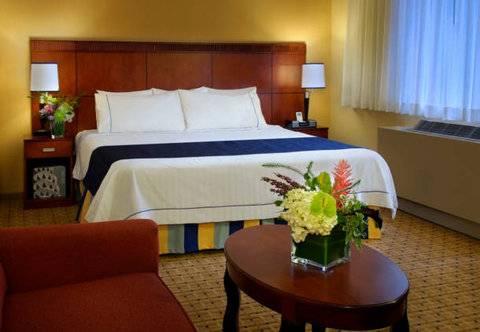 Khách sạn Courtyard By Marriott Manhattan/ Fifth Avenue 4*