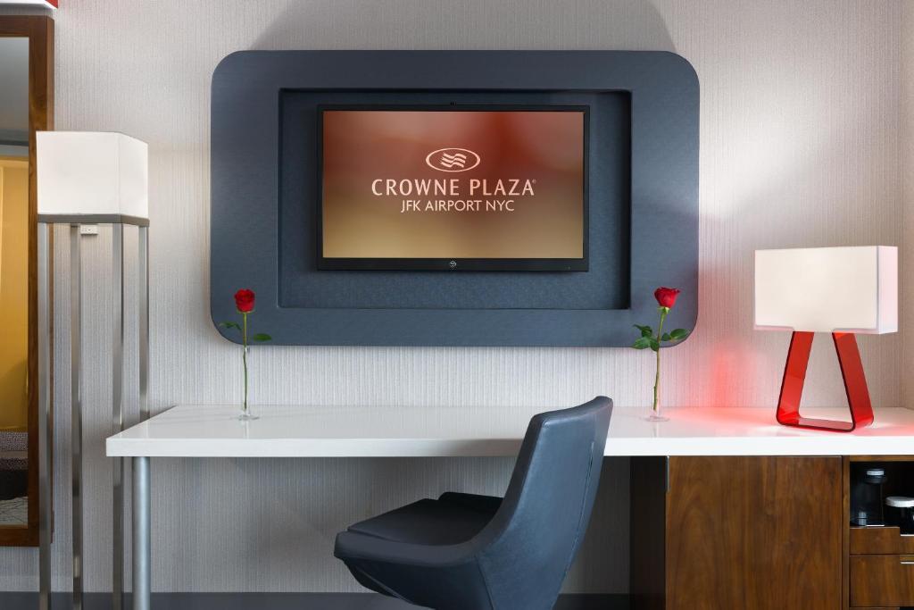Khách sạn Crowne Plaza Jfk Airport City, An Ihg 4*