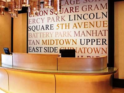 Khách sạn Courtyard Manhattan/midtown East 4*