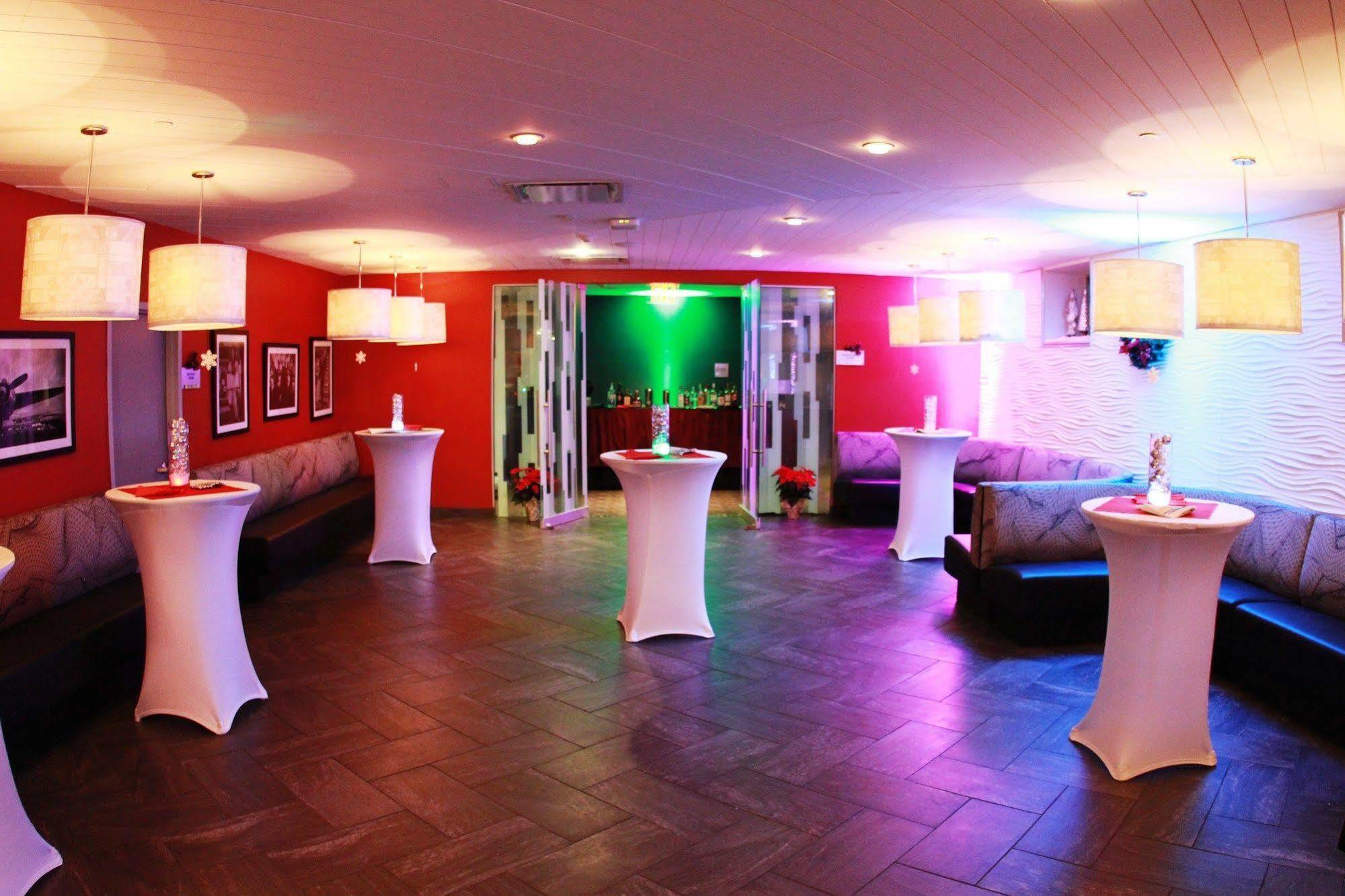 Khách sạn Crowne Plaza Jfk Airport City, An Ihg 4*