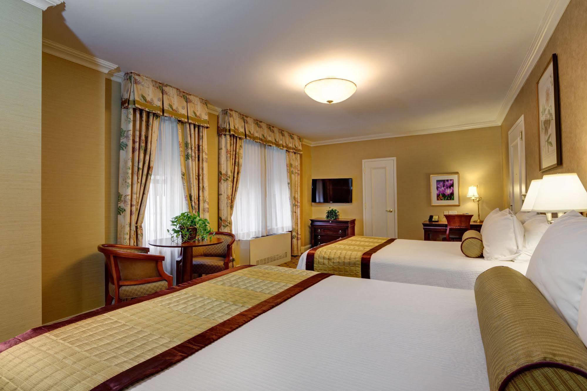 Khách sạn Wellington New York