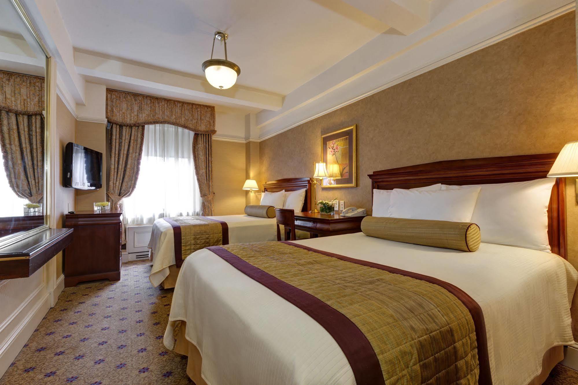 Wellington Khách sạn 3*