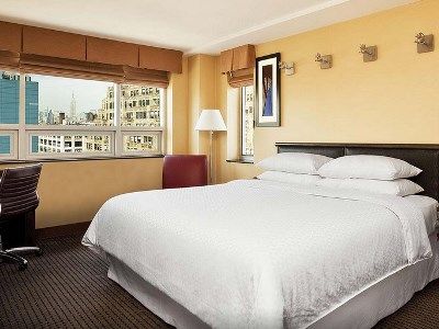 Four Points By Sheraton Manhattan Soho Village 3*