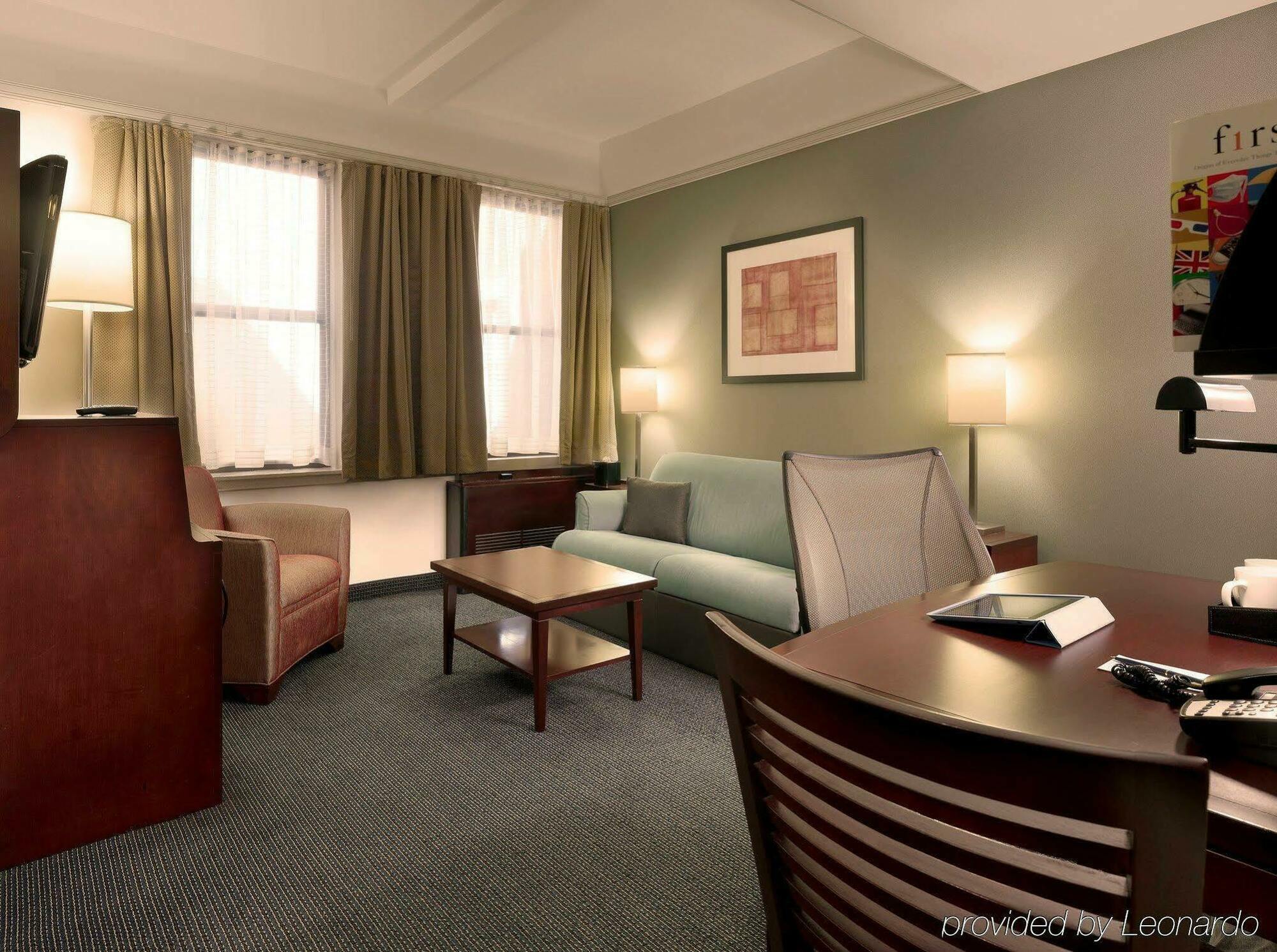 Khách sạn Club Quarters Times Square, 4*