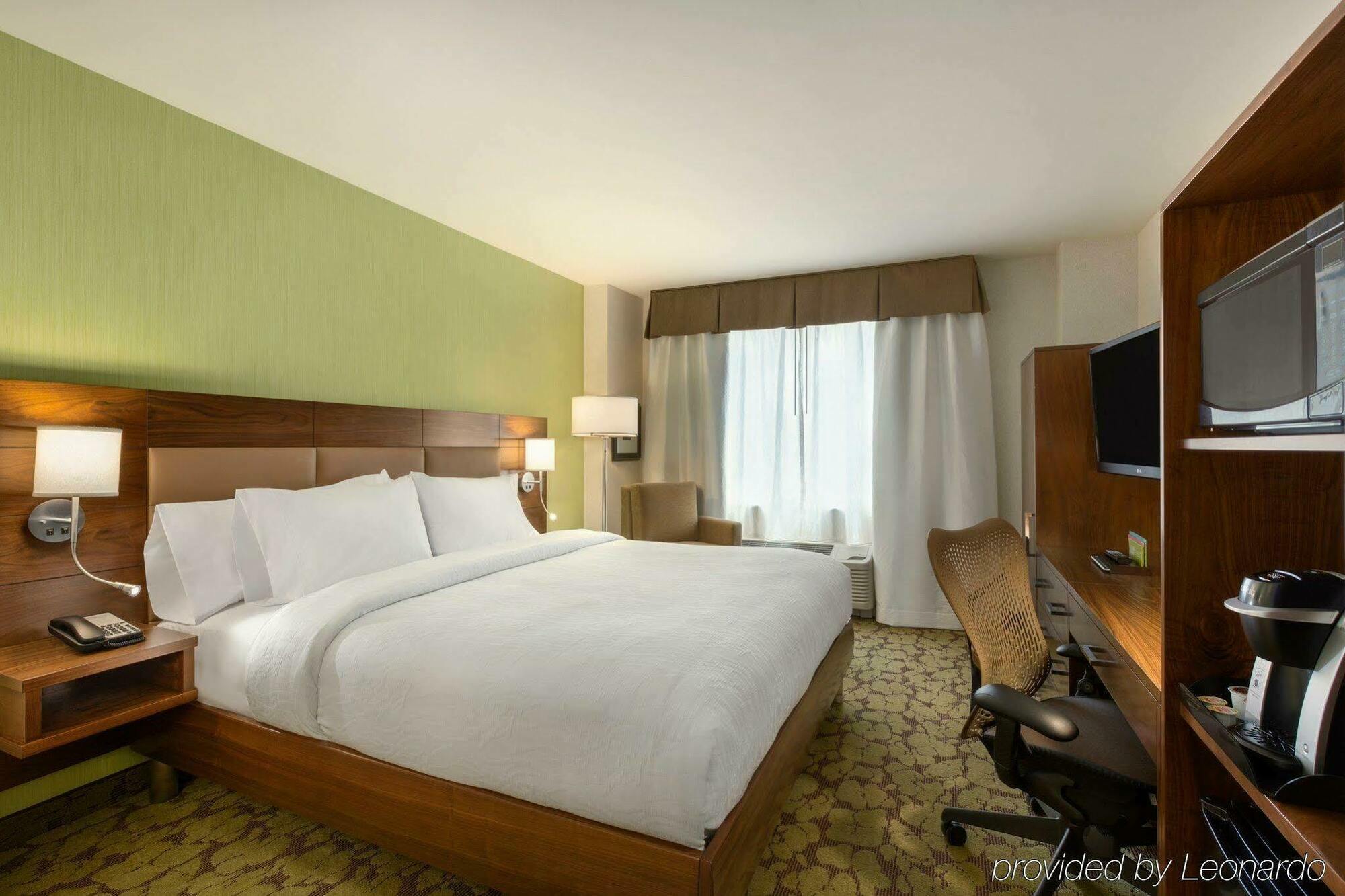 Hilton Garden Manhattan Midtown East Khách sạn