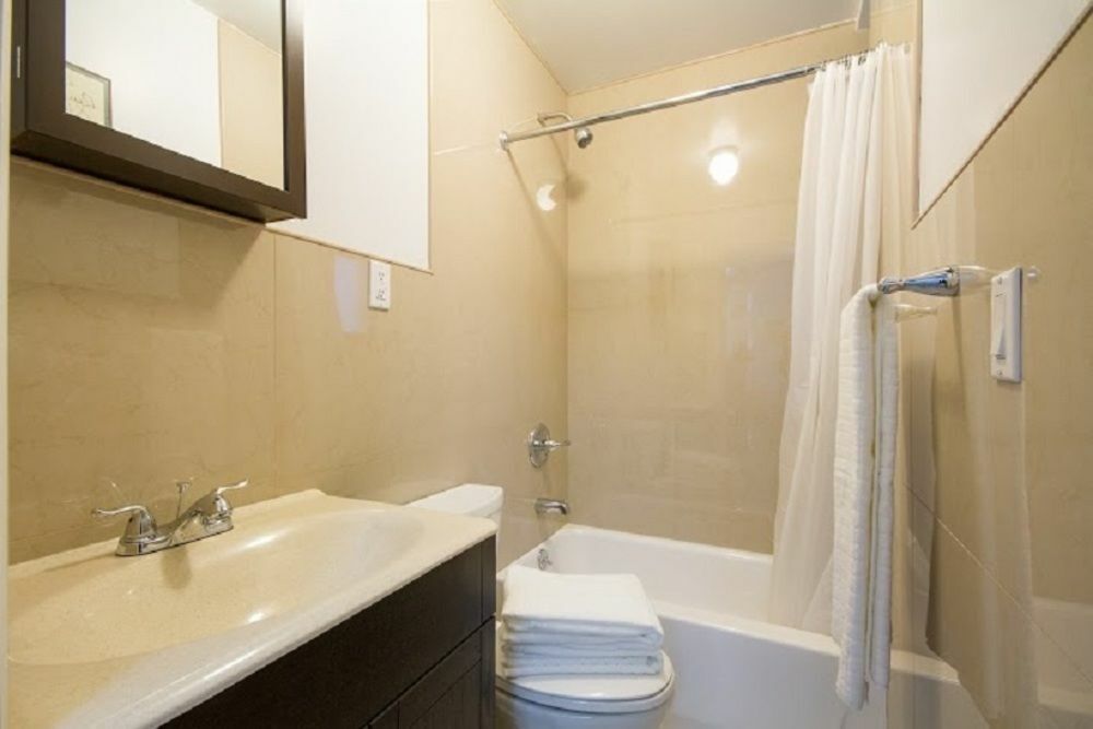 East Village 2 Bedroom Căn hộ