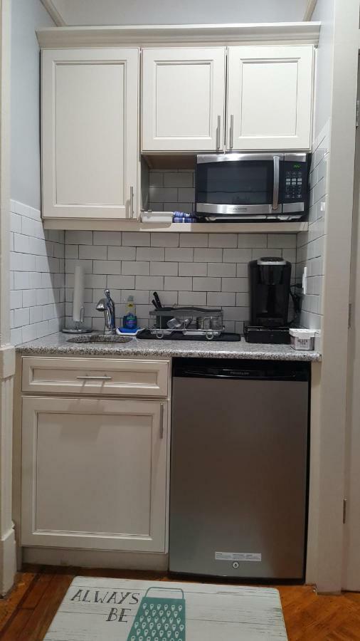 Verona Twentyone - Phoebe's Place Apartment New York