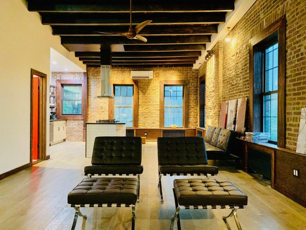 Căn hộ Lavish Totally Renovated Loft Apartment! New York