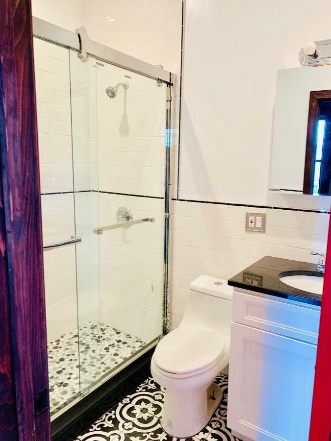 Lavish Totally Renovated Loft Apartment! Căn hộ New York