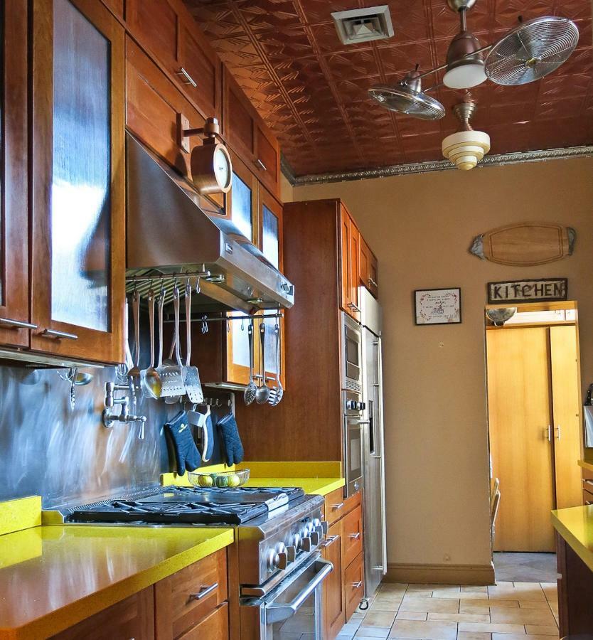 Harlem Jazz Getaway Mansion. Nhà nghỉ