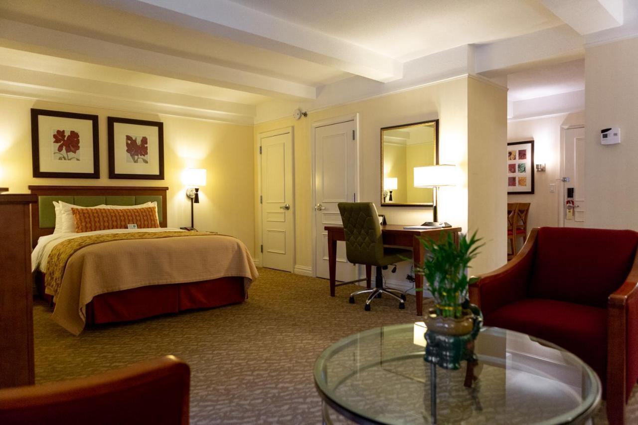 Khách sạn San Carlos 4*